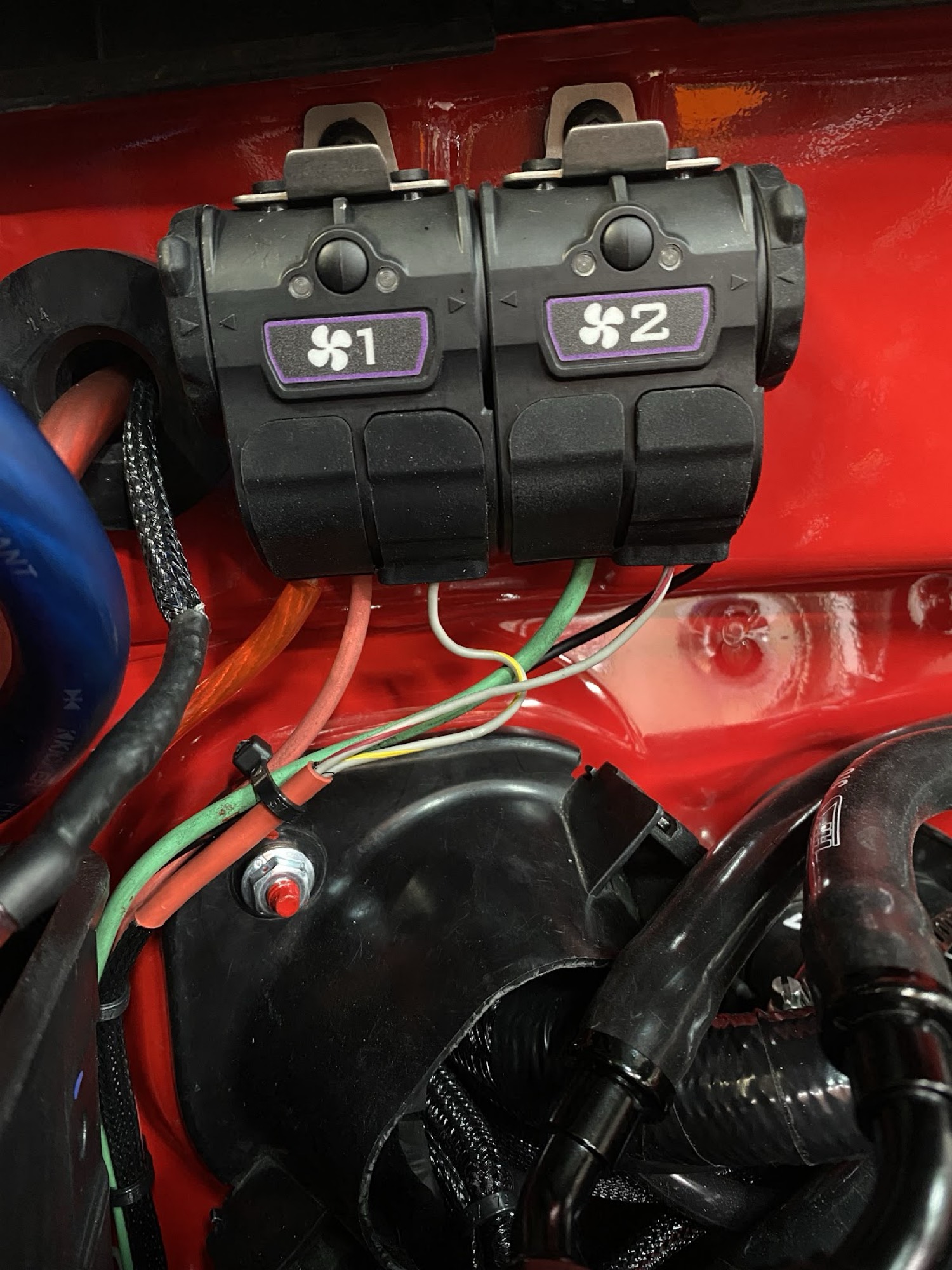 Holley fan 1 and fan 2 controllers mounted on body