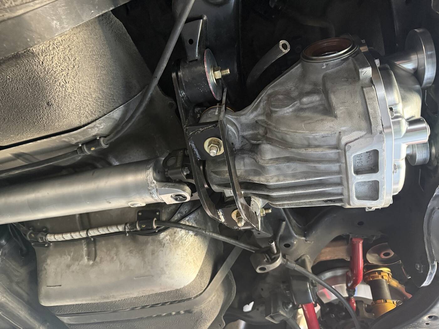 Ford 8.8 differential installed under Genesis Coupe